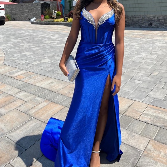 Royal blue Sherri Hill prom dress